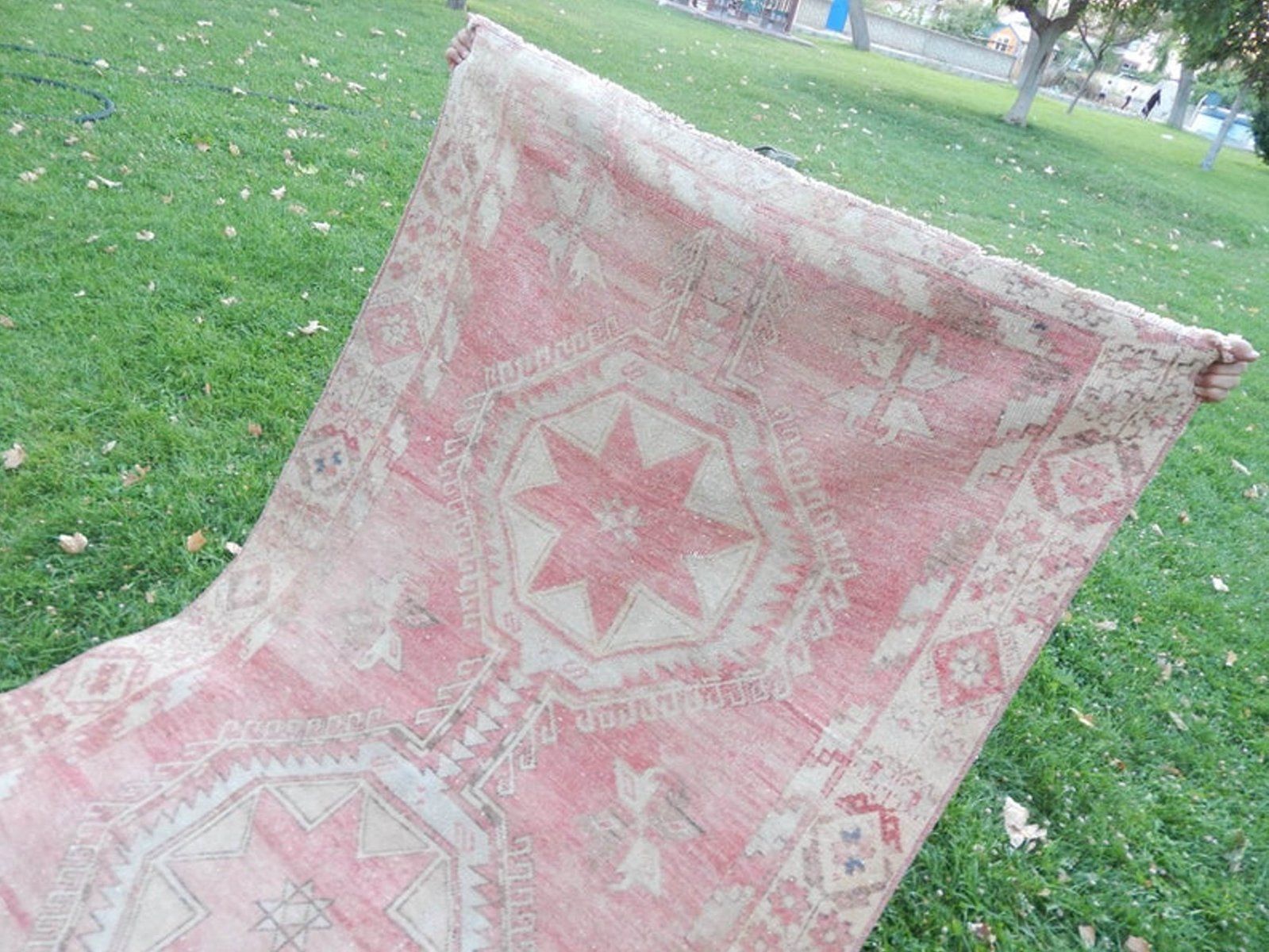Oushak Runner Rug, 1970s photo vinterior