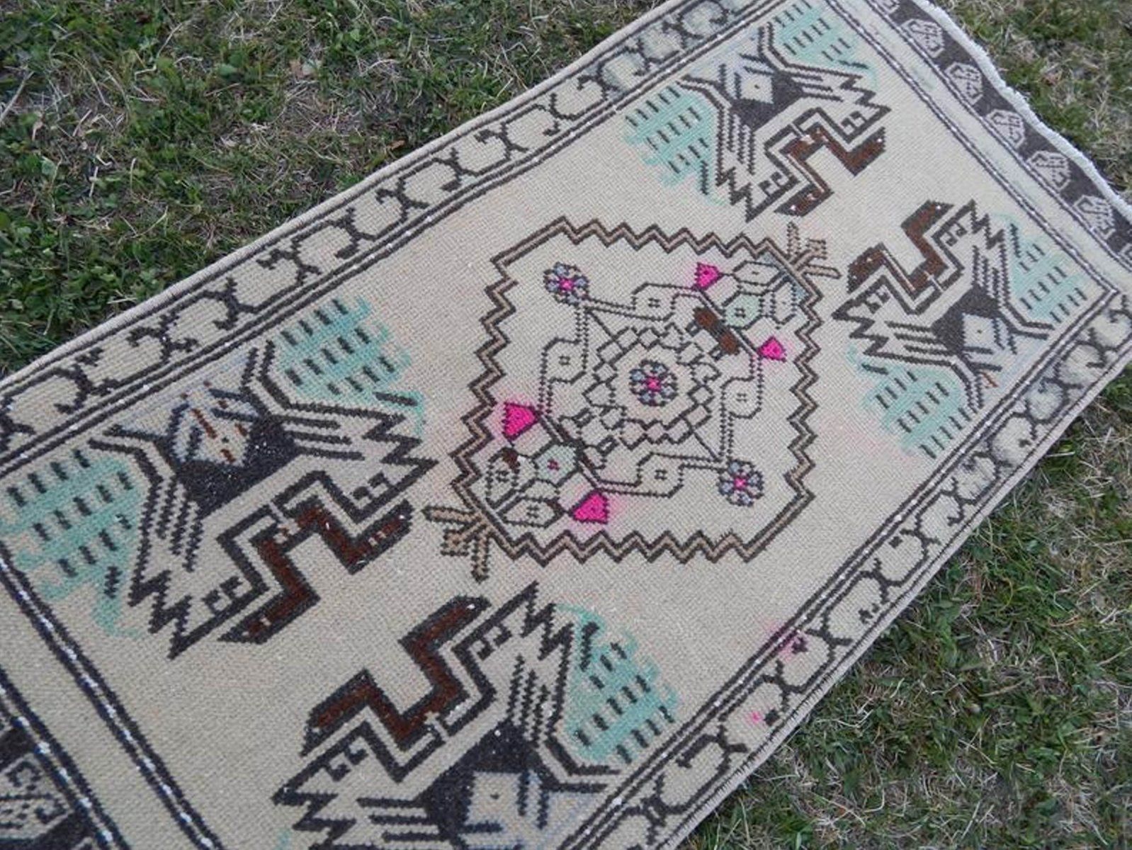 Small Neutral Oushak Rug, 1970s photo for sale