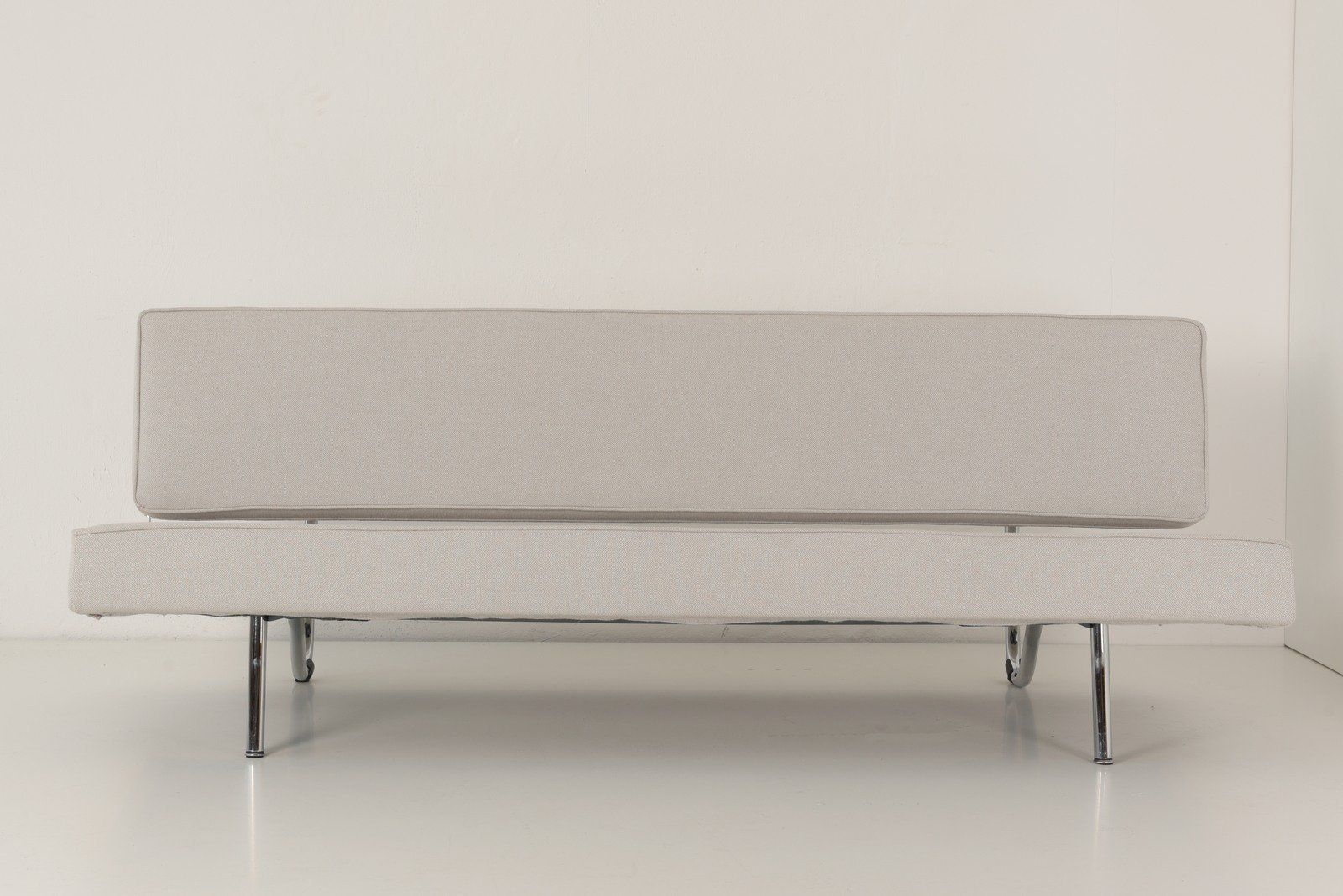 photo for sale Swiss Light Grey Daybed By Ambühler For Standardform, 1990s