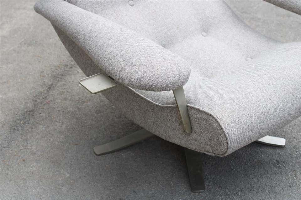 Swivel Armchair Guido Bonzani For Tecnosalotto 1970s Gray Fabric And Steel photo furniture