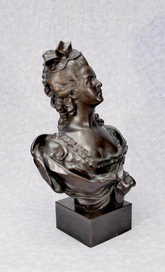 French Bronze Bust Marie Antoinette Casting Statue Queen Of France photo 1380.0