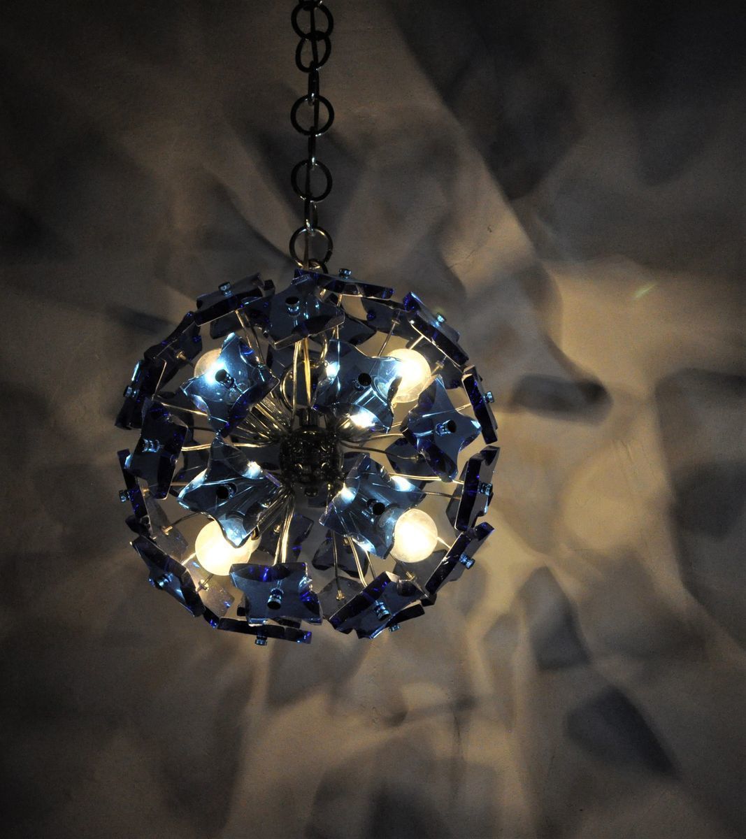 Blauwe Hanglamp, Jaren 1970 photo furniture