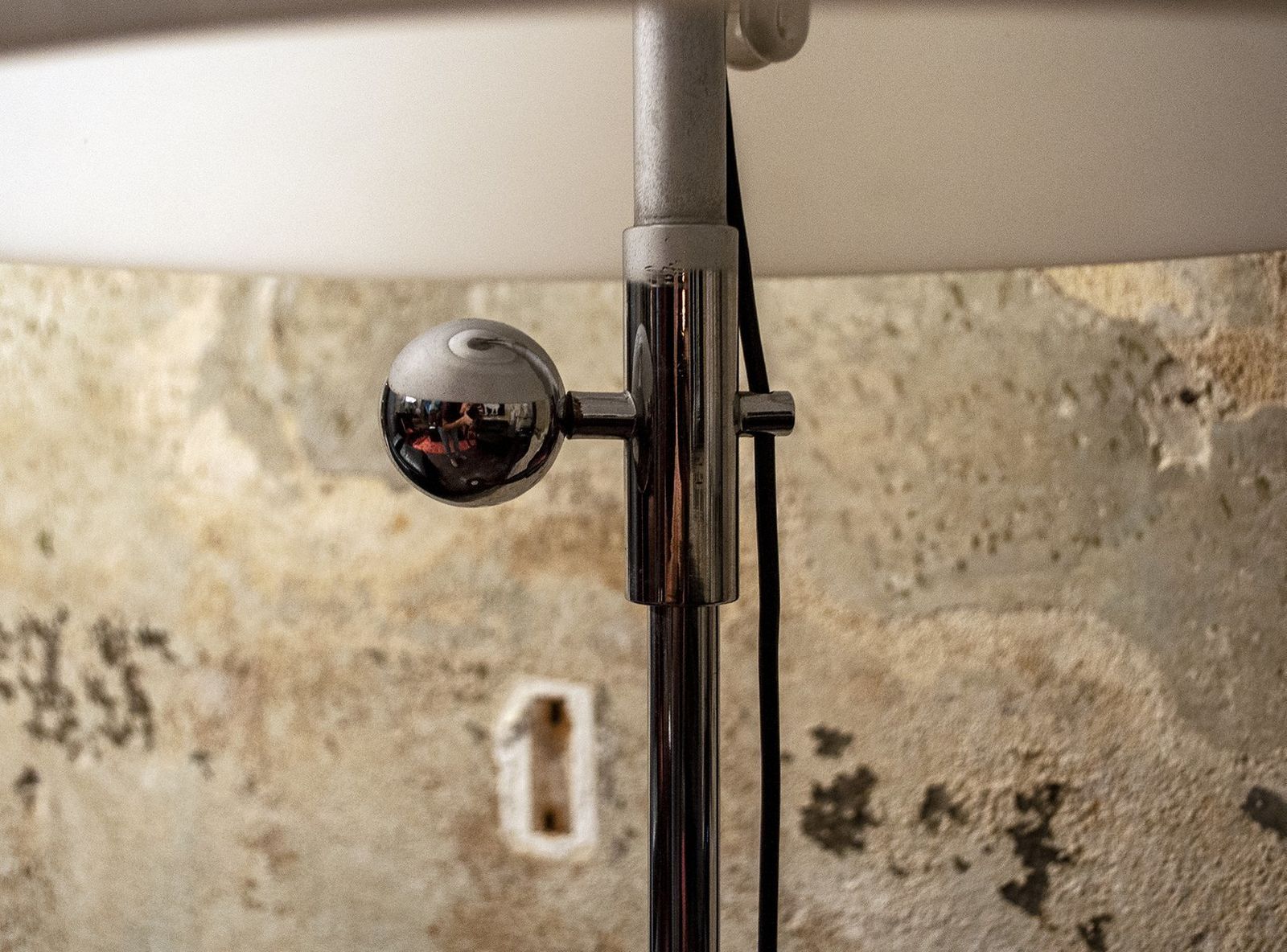 Vintage Space Age Italiaanse Vloerlamp, Jaren 1970 photo Verlichting