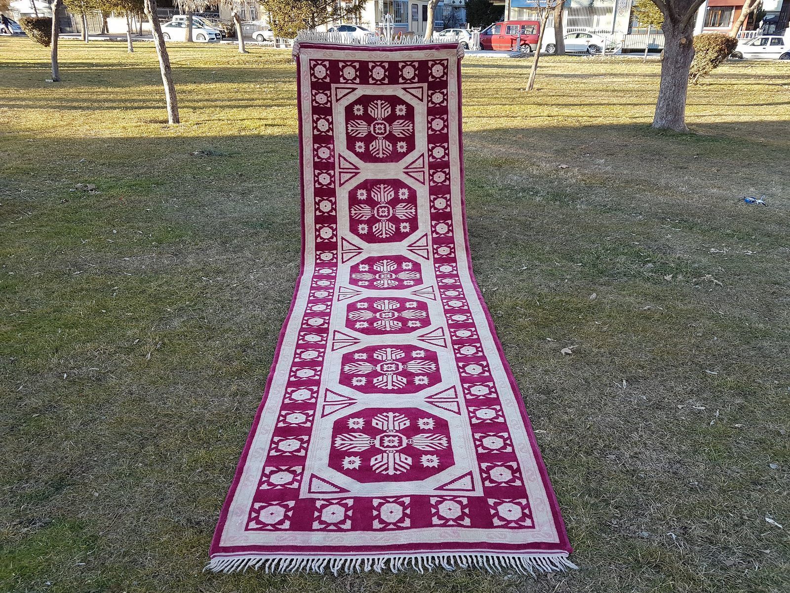 Turkish Geometric Runner, 1970s photo vinterior