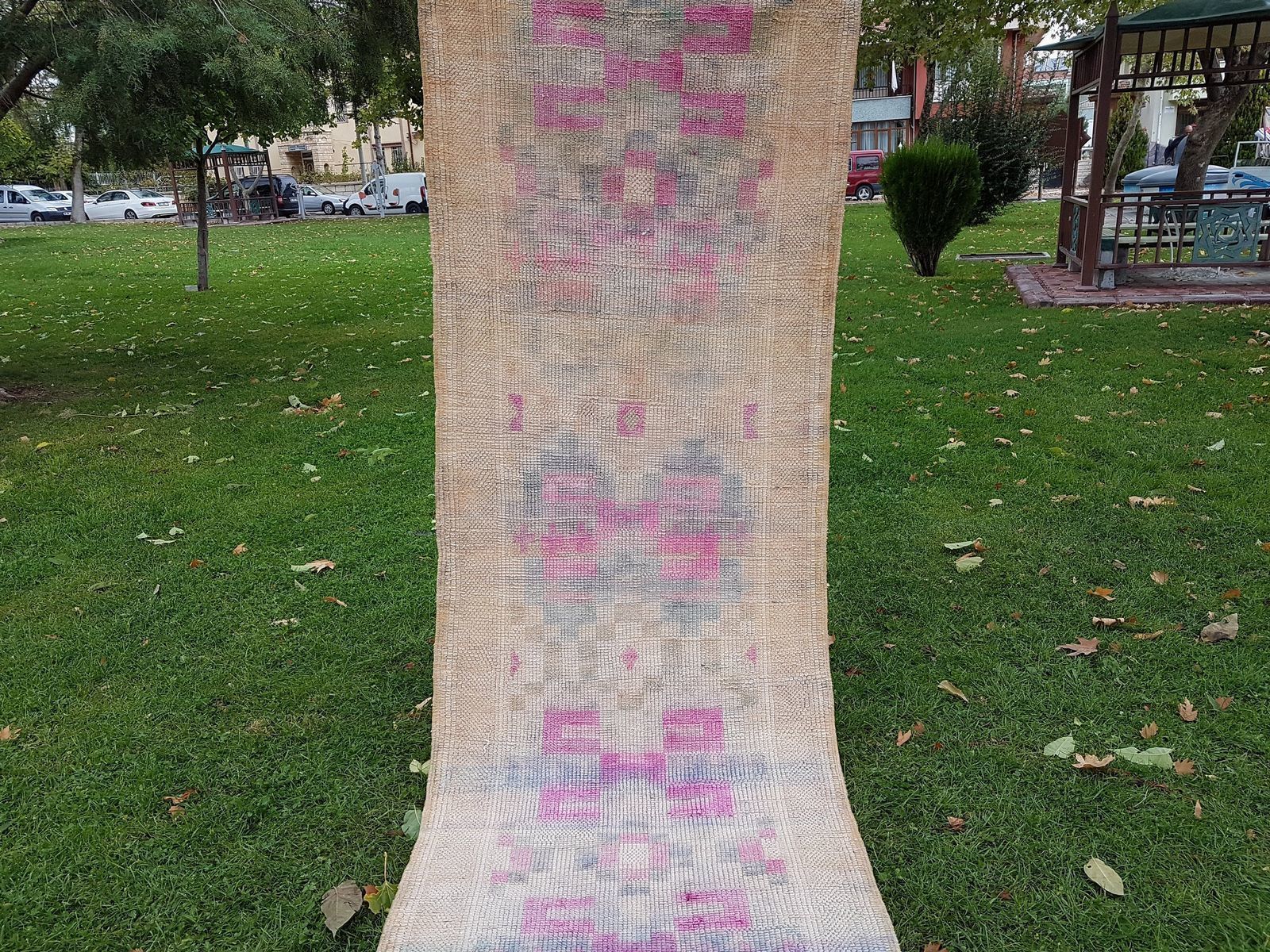 photo furniture Turkish Oushak Runner, 1970s