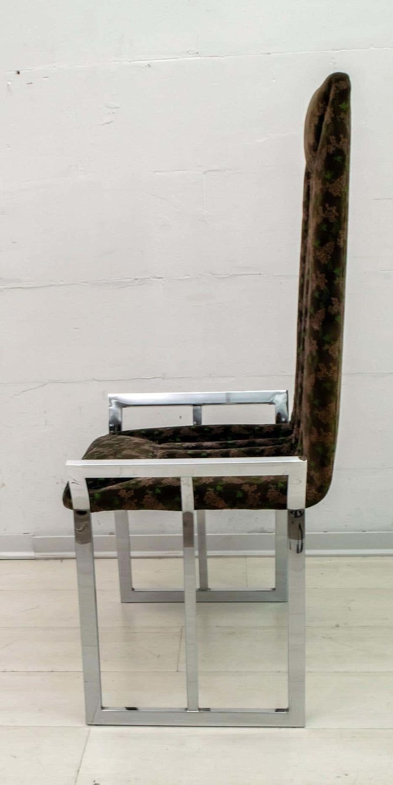 Set Of 4 Mid Century Modern Italian Chromed Steel And Velvet Dining Chairs, 70s photo vintage