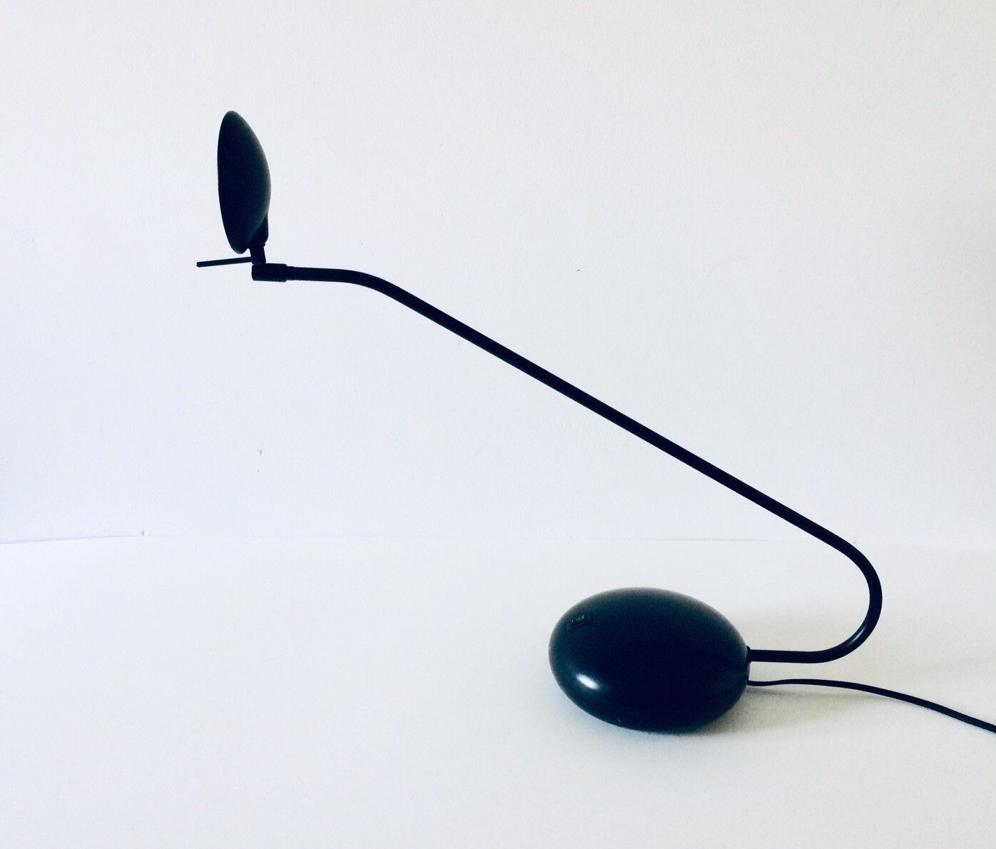 Post Modern Design Sleek Black Metal Desk Lamp 1980s photo vinterior