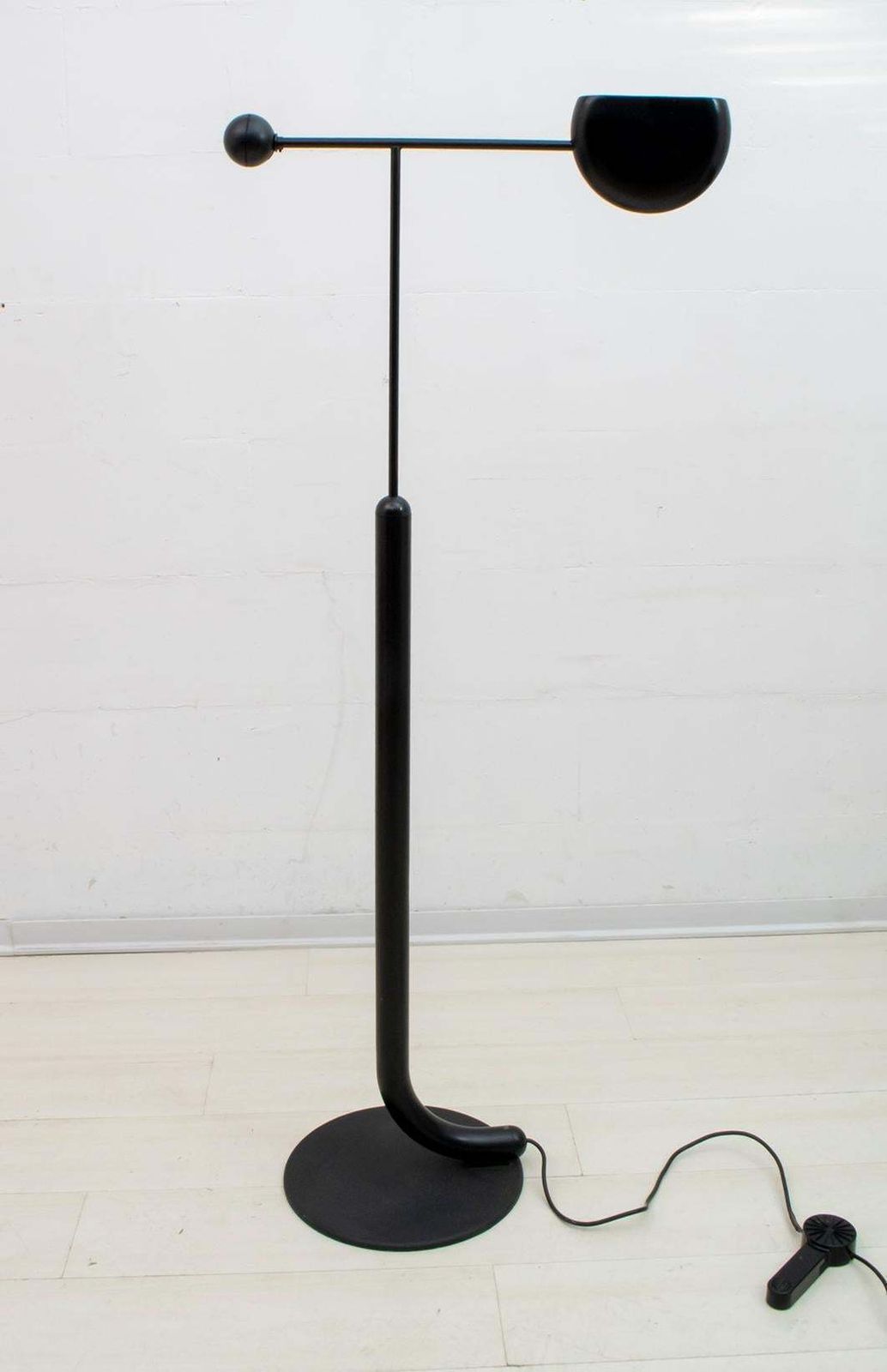 Toshiyuki Kita Italian Floor Lamp "Tomo" By Luci, 1985 photo 1178.0