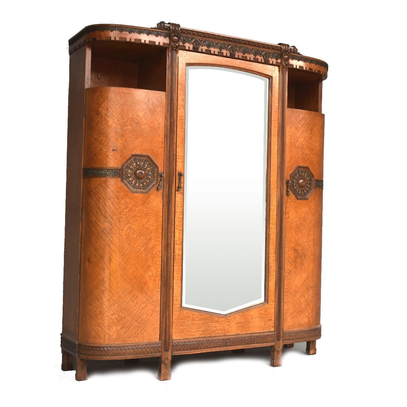 1900 Art Nouveau Mahogany Mirrored Cabinet With Maple Burl