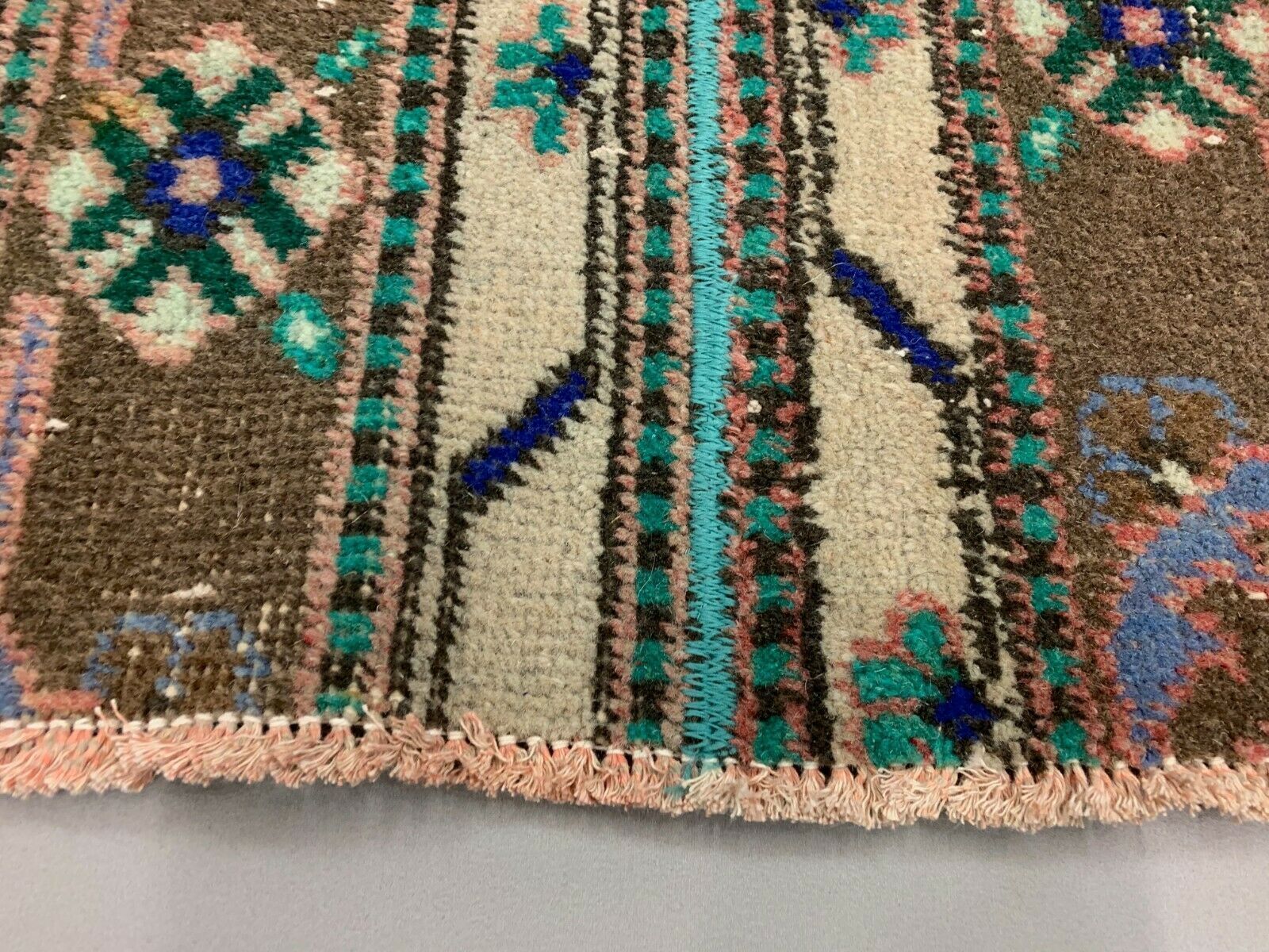 Distressed Turkish Rug 110x72 Cm Vintage Shabby, Tribal Red, Green, Brown Small photo vinterior