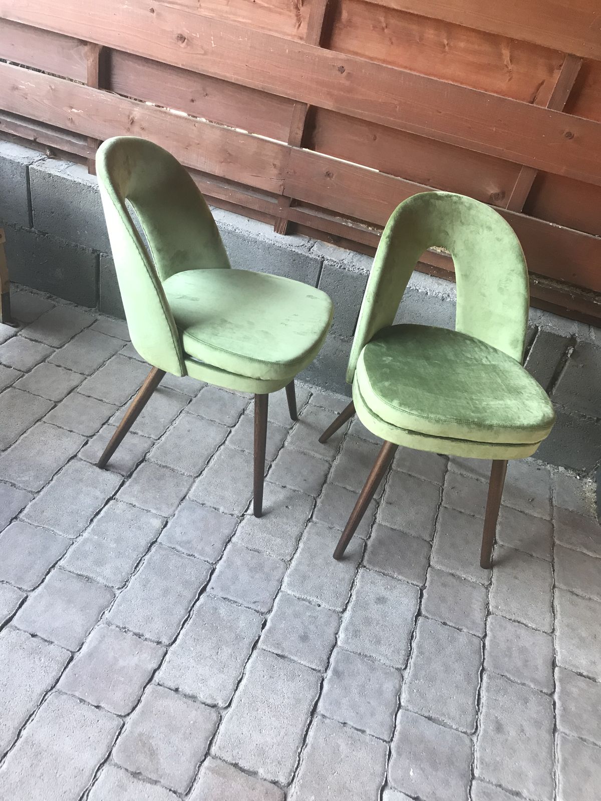 Mid Century Dining Chairs By Antonín šuman For Tatra Nábytok, 1960s, Set Of 2 photo for sale