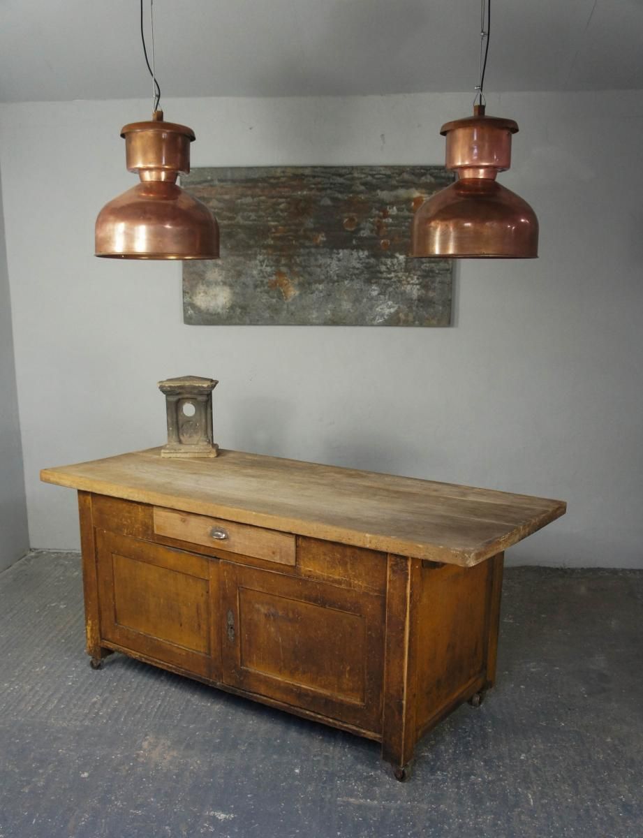 photo furniture Stonemason's Apprentice Piece