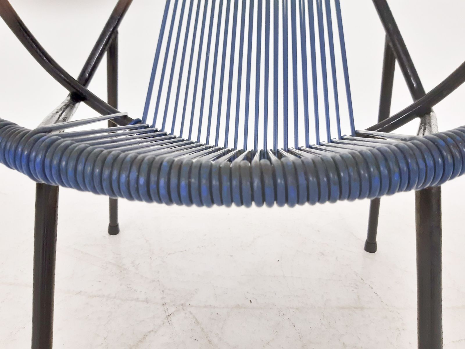 Mid Century Plastic Thread Outdoor Club Chair photo vinterior