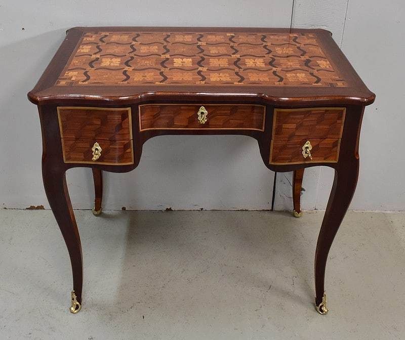 Small Lady's Desk, In Amarante And Violet Wood, Louis XV Period   18th Century