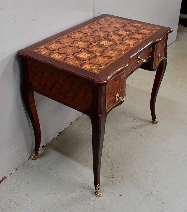 Small Lady's Desk, In Amarante And Violet Wood, Louis XV Period   18th Century photo furniture