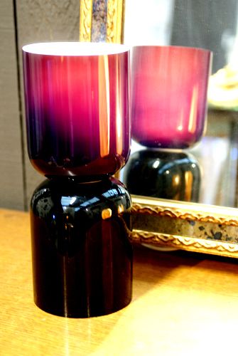 Modern "Diabolo" Purple Lamp