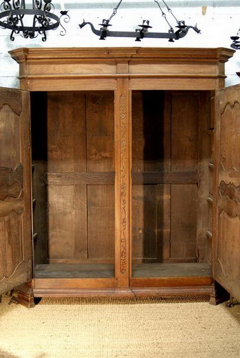 Brown Wood   Wardrobe photo for sale