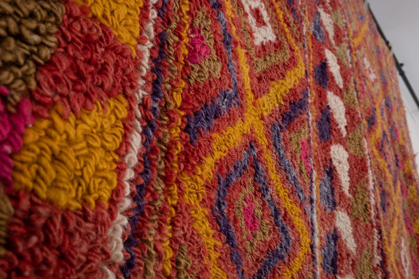 Checkered Midcentury Tulu Rug In Soft Colors 3'10" X 5'4" photo vinterior