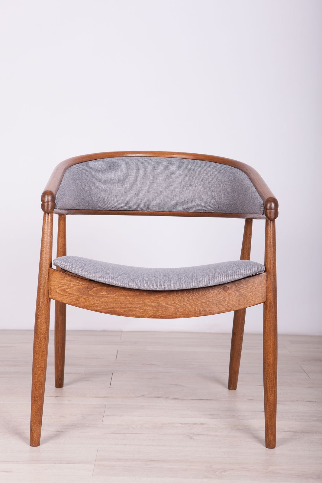 B 3300 Armchair From Fabryka Mebli Giętych Radomsko, 1960s photo Furniture