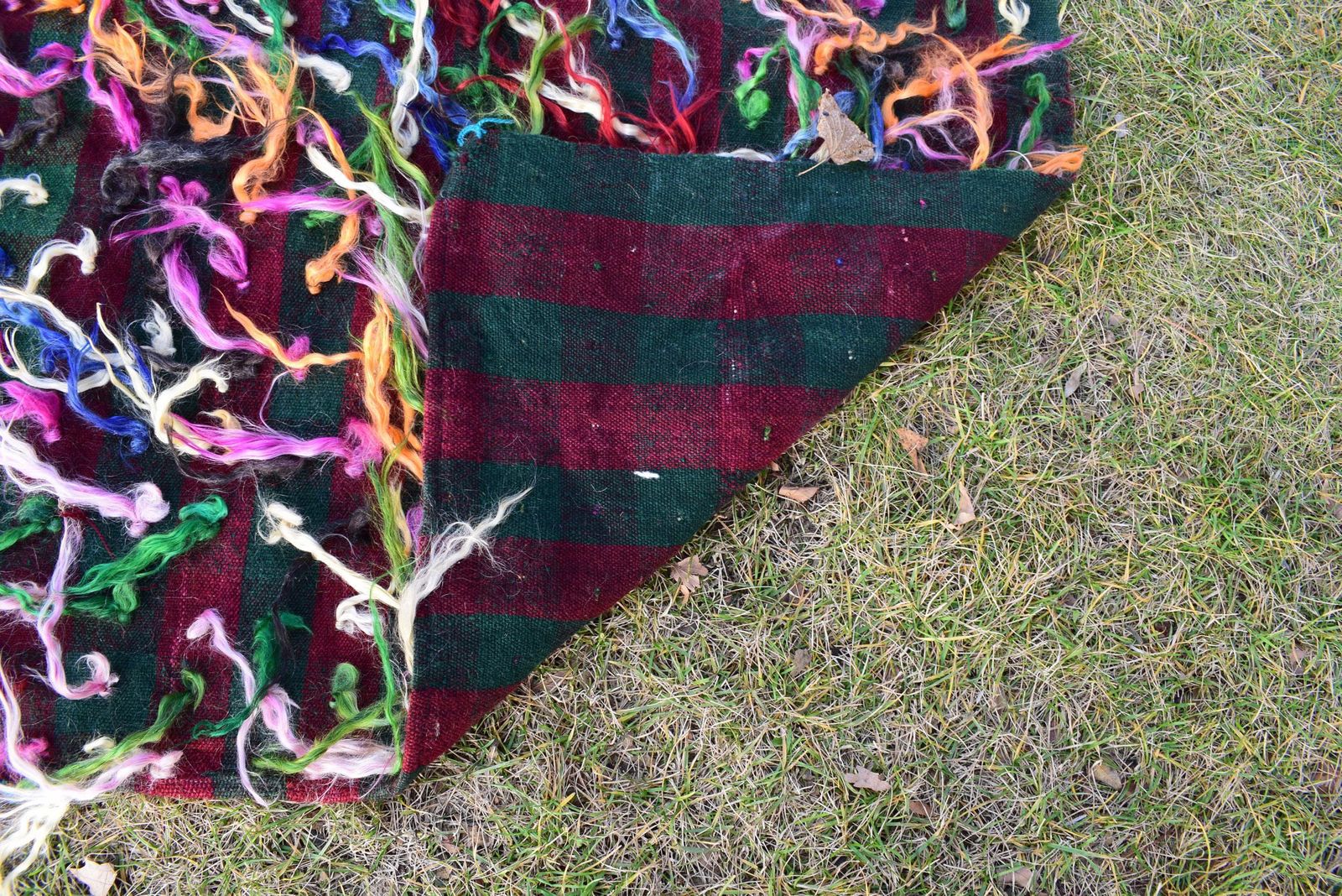 photo vinterior Vintage Wool Turkish Shaggy Tulu Rug 4'7" X 5'5"