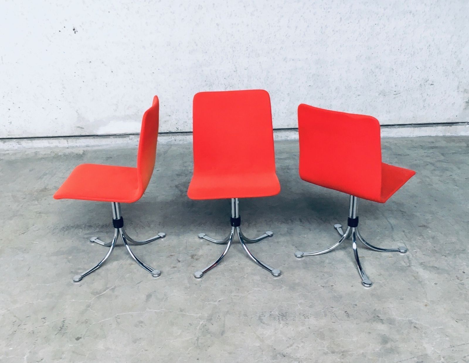 photo furniture Brabantia Home Steel Set Of 3 Dining Chairs 1970s Holland