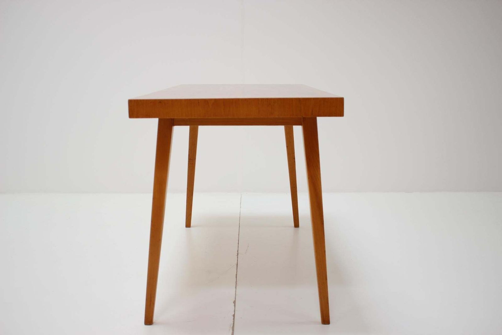 Mid Century Cofee Table, 1960. photo Furniture