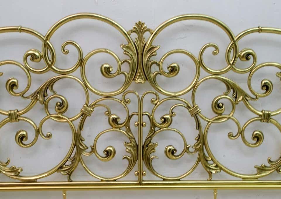 photo furniture Mid Century Modern Italian Neoclassical Style Brass Double Bad, 1960s