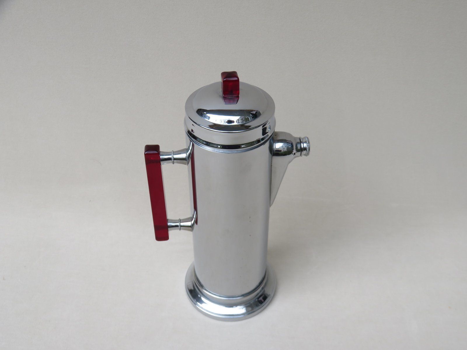 Art Deco Chrome Plated, Red Catalin & Stainless Chrome Shaker photo furniture