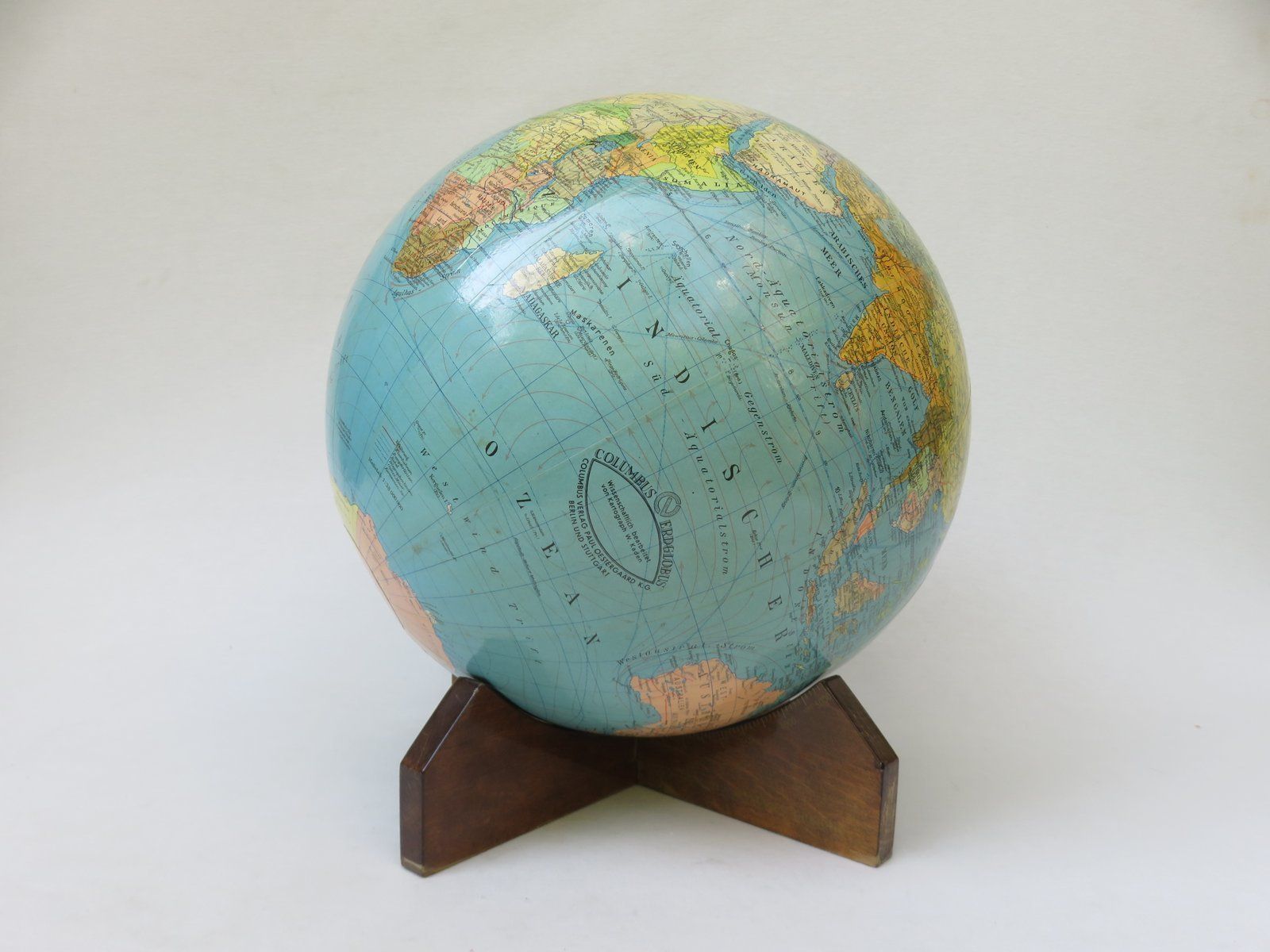 Globe From Columbusverlag Paul Oestergaard Kg, 1950s photo 2872.15