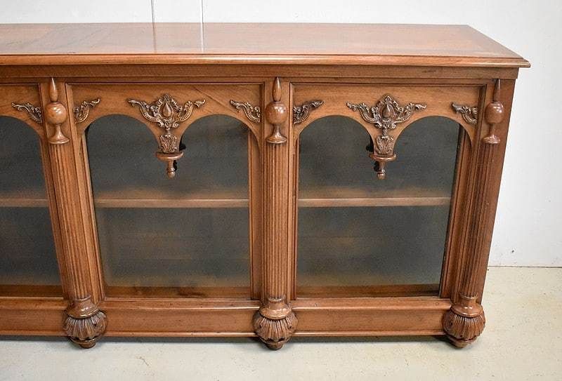 7790.92 Long Presentation Cabinet, In Walnut, Renaissance Taste   2nd Part Of The 19th Century photo