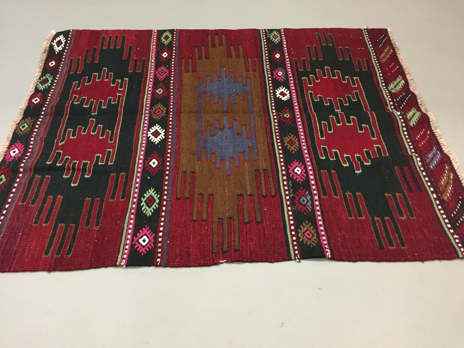 Small Vintage Square Turkish Kilim 123x100 Cm Tribal Kelim Rug, Black, Red, Blue photo for sale
