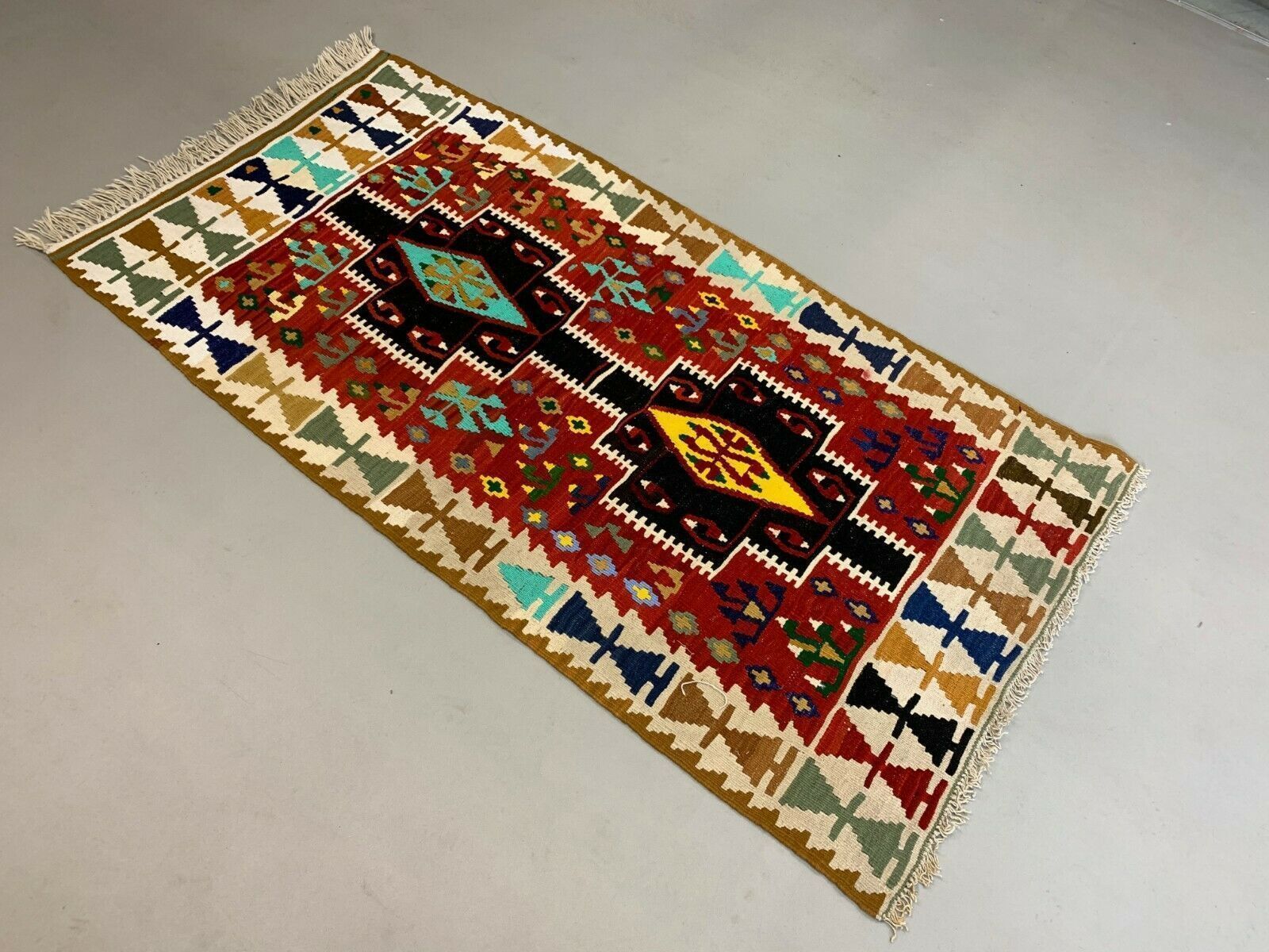 320.0 Small Vintage Turkish Kilim 180x93 Cm Wool Kelim Rug Red photo