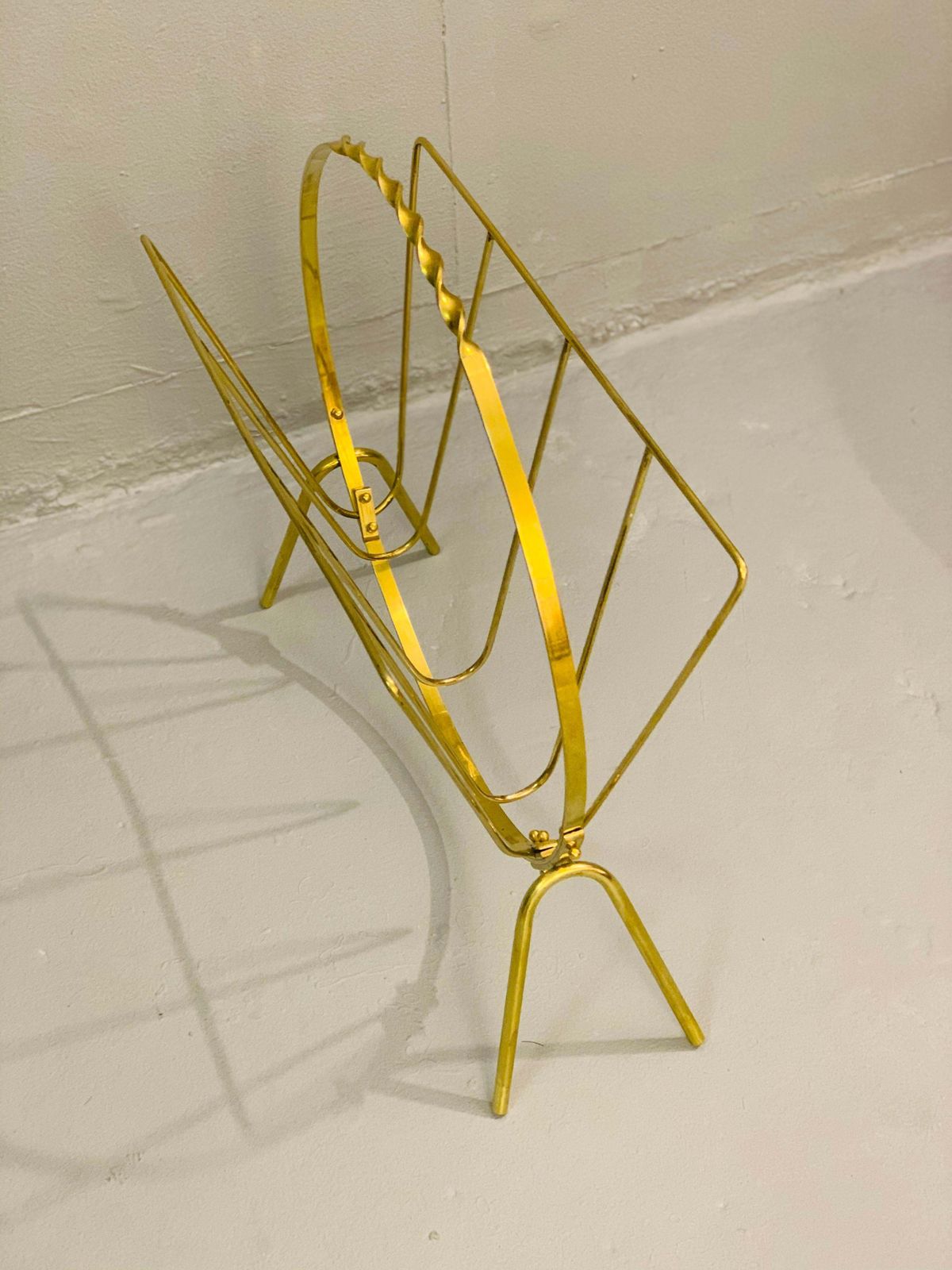 Italian Brass Magazine Rack, 1960s photo 646.0