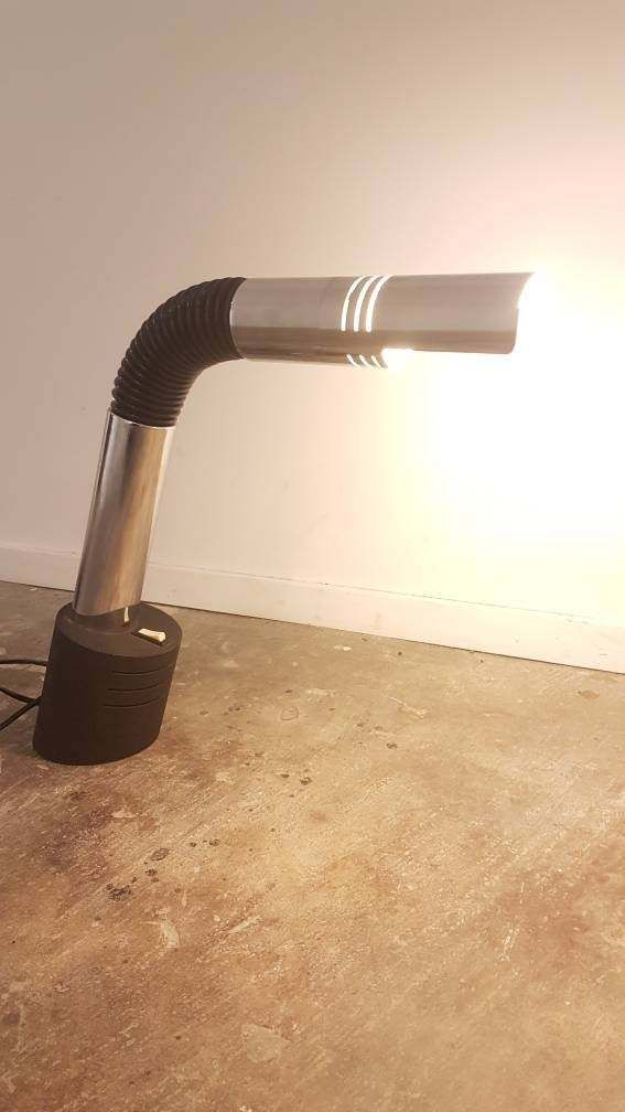 Italian Targetti Sankey 'Elbow' Series Desk Lamp, Chrome And Flexible With Metal Foot, 1970s Space Age Italian Modern photo Lighting