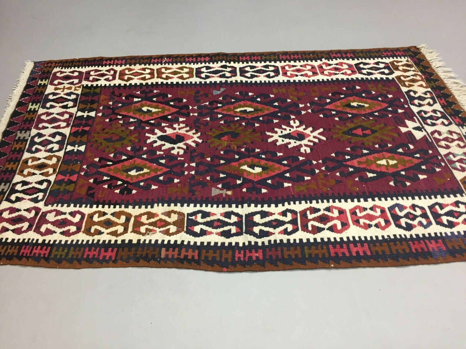 Turkish Kilim 180x112 Cm Wool Kelim Rug Red Green Medium photo Textiles
