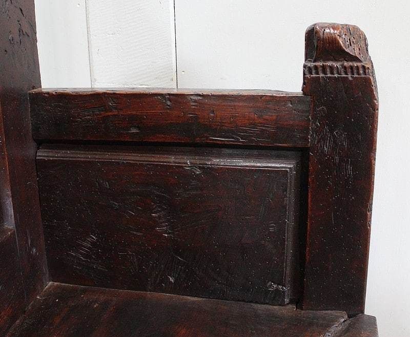 photo furniture Large Oak Bench With High Backsplash   17th Century