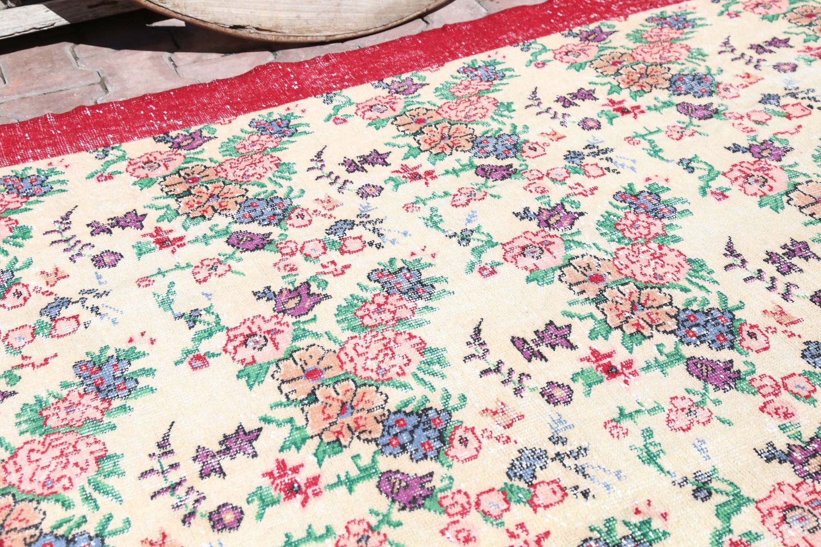 Turkish Vintage Rug, Floral, Area Oushak Bohemian Rug, Hand Knotted, Wool, Living Room Rug, Beige Neutral Red, Natural Boho Chic photo for sale