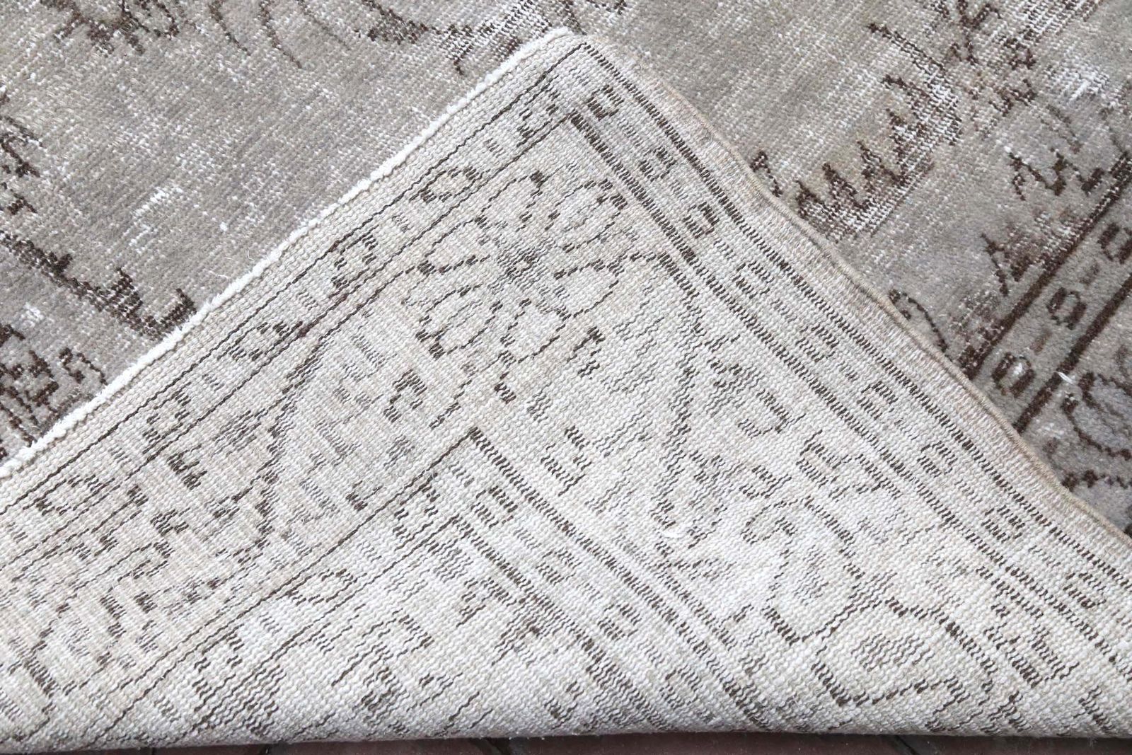Turkish Vintage Oushak Floral Area Rug, Wool, Natural Grey Farmhouse Decor, Living Room Rug, Handmade, Faded Beige, Neutral Gray photo vintage