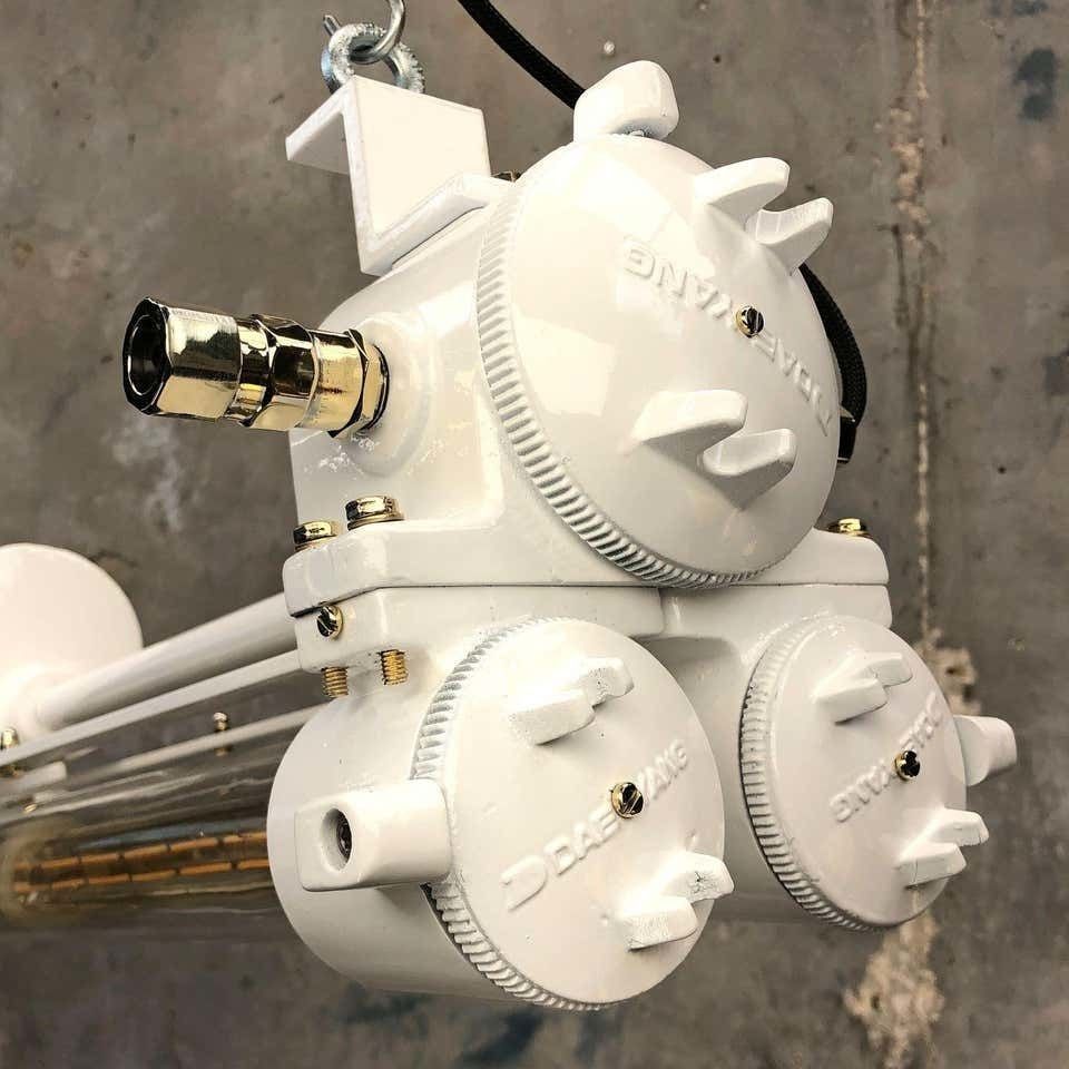 875.0 Vintage Industrial Edison L.E.D Flameproof Tube Ceiling Strip Light In White photo