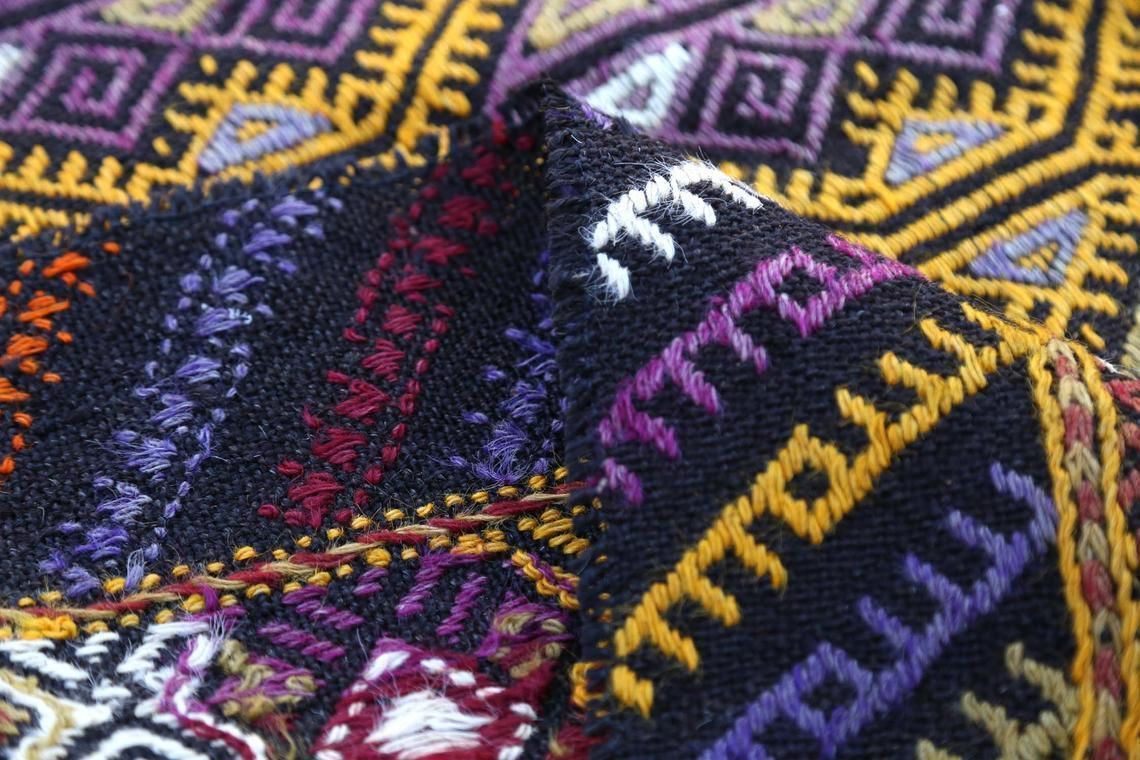 photo for sale Kilim, 5x7.3, Flatweave Turkish Rug, Vintage Rug, Oushak Rug, Geometric Rug, Traditional Rug, Area Rug, Wool Rug, Turkey Rug, Yellow