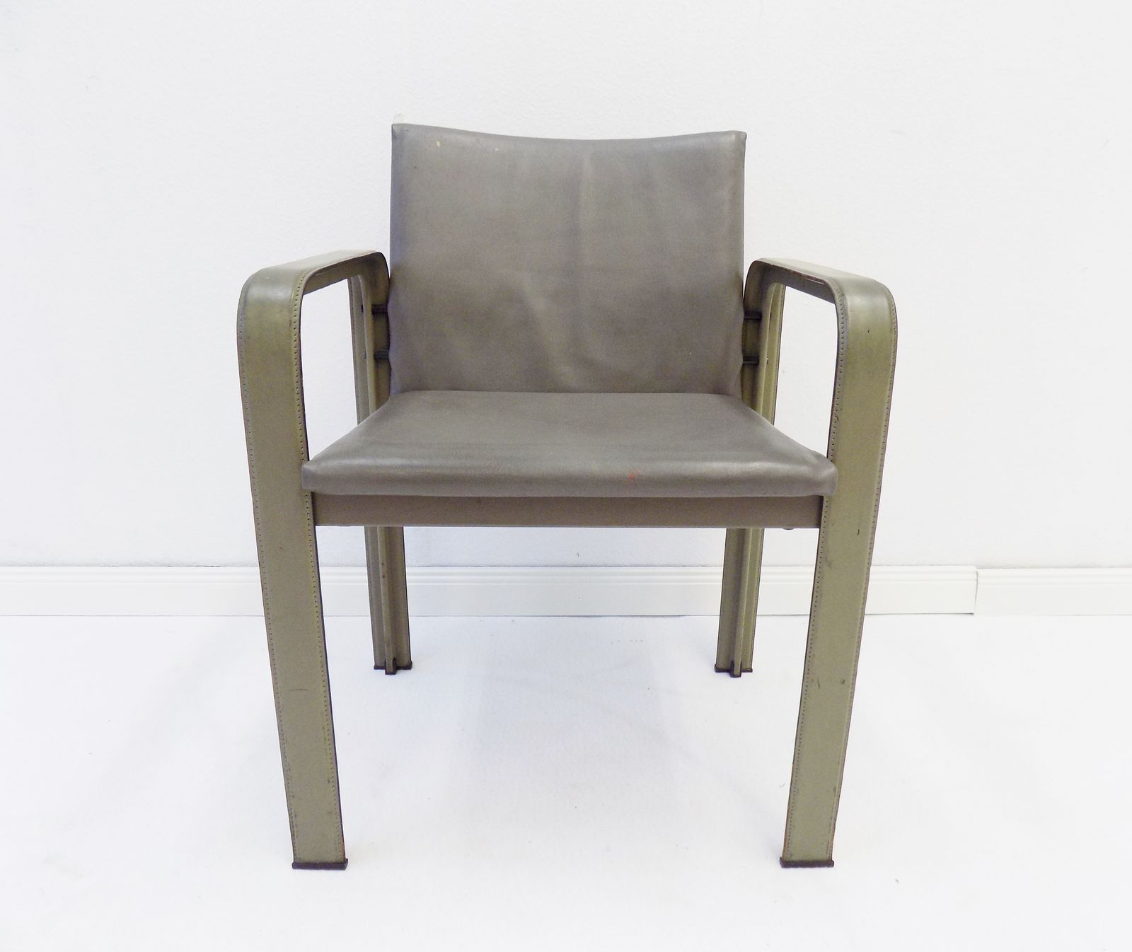 Matteo Grassi Golfo Dei Poeti Leather Armchair Set Of 2 photo vintage