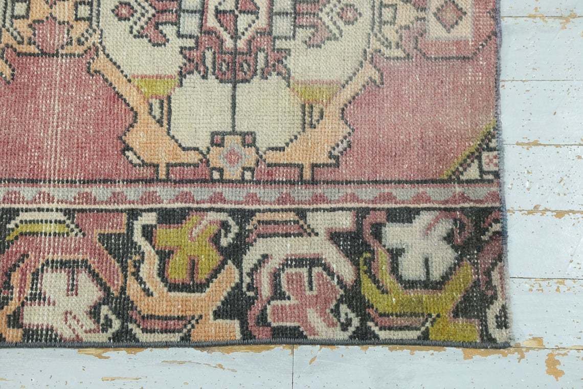 Turkish Vintage Wool Runner, Handmade, Runner Rug, Pink Faded Red Neutral Beige, Natural Ivory, Kitchen Throw Runner Farmhouse Decor photo vinterior