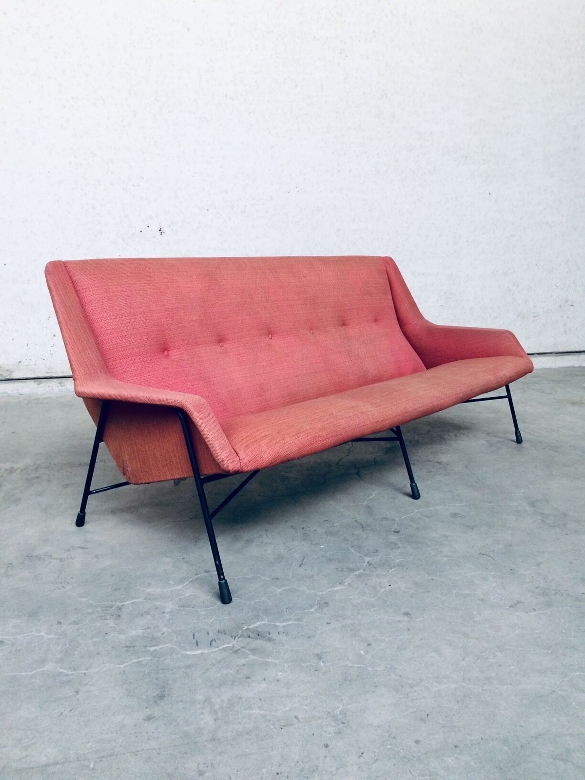 Model S12 3 Zitsbank Door Alfred Hendrickx Voor Belform, België 1958