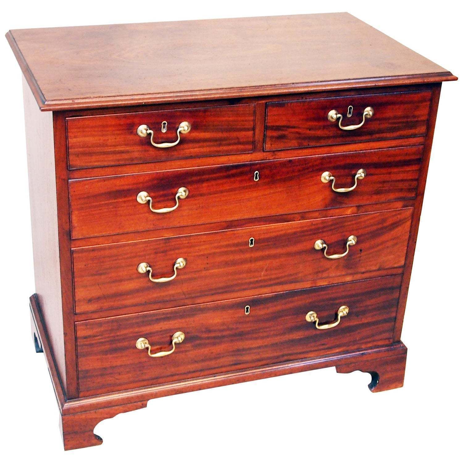 Georgian 18th Century Small Mahogany Chest Of Drawers (England, Circa 1760)