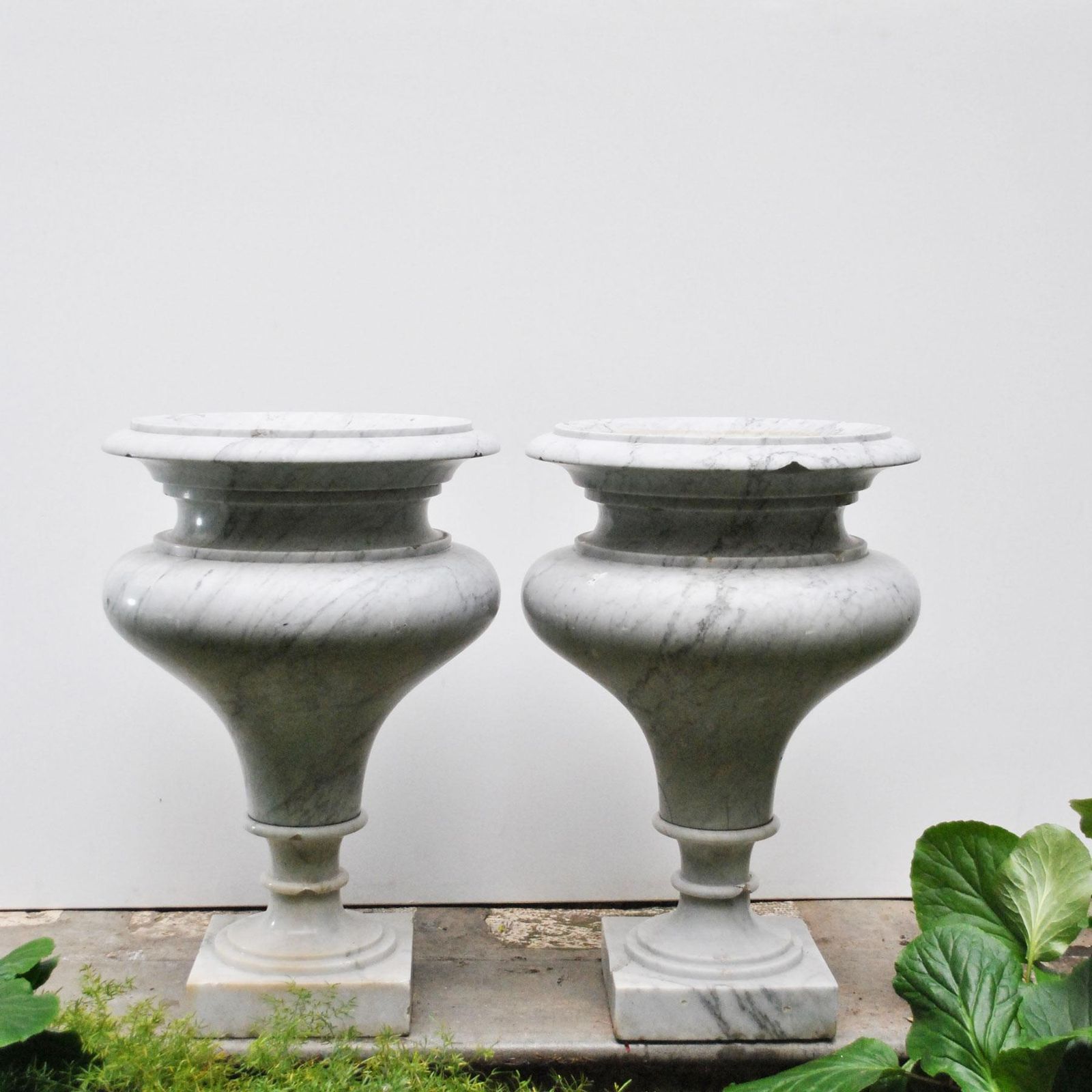 Elegant Pair Of Large Carrara Marble Vases, Period Early 20th Century photo for sale