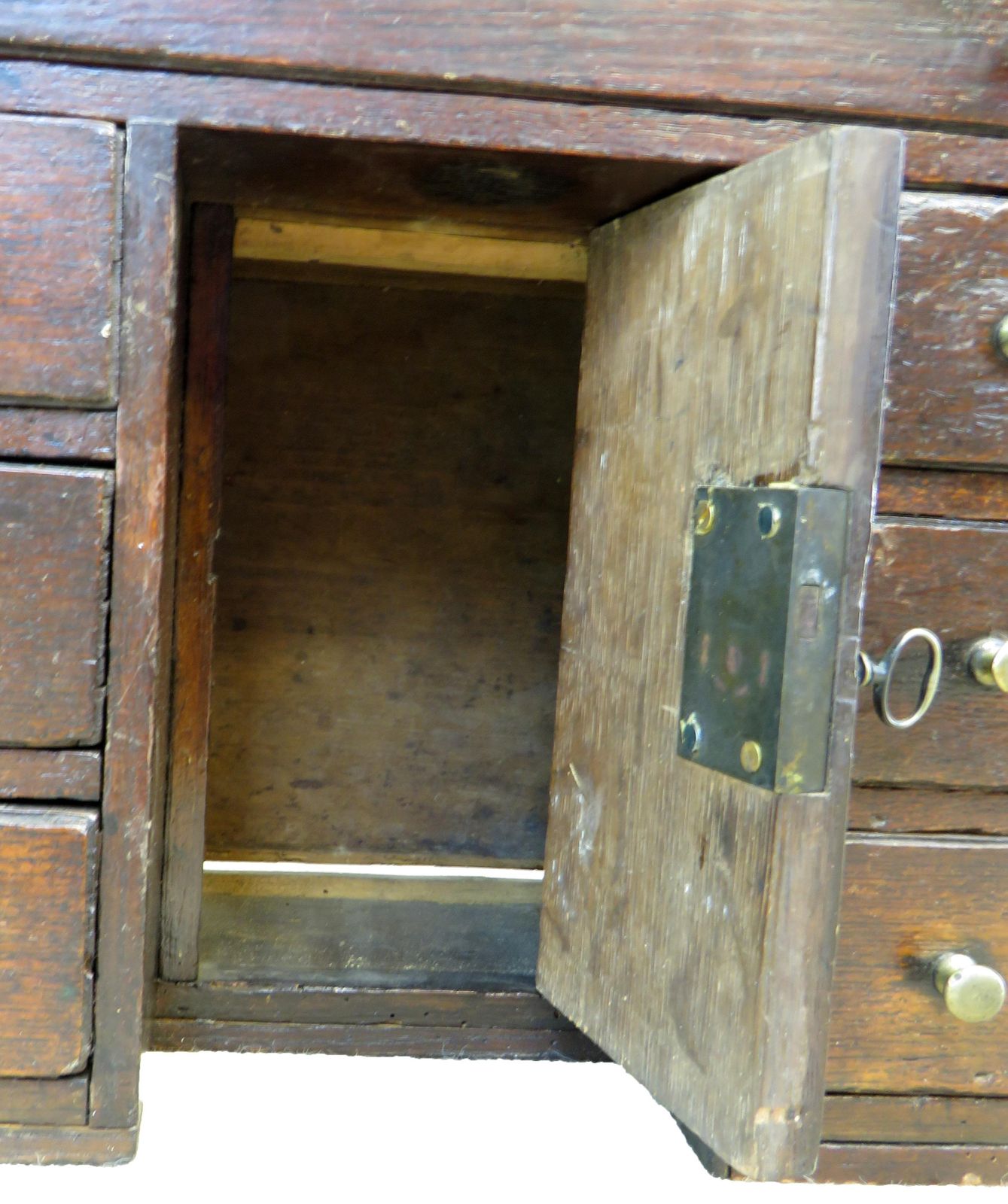 English Mid 18th Century Miniature Oak Kneehole Desk (England, Circa 1750) photo Furniture