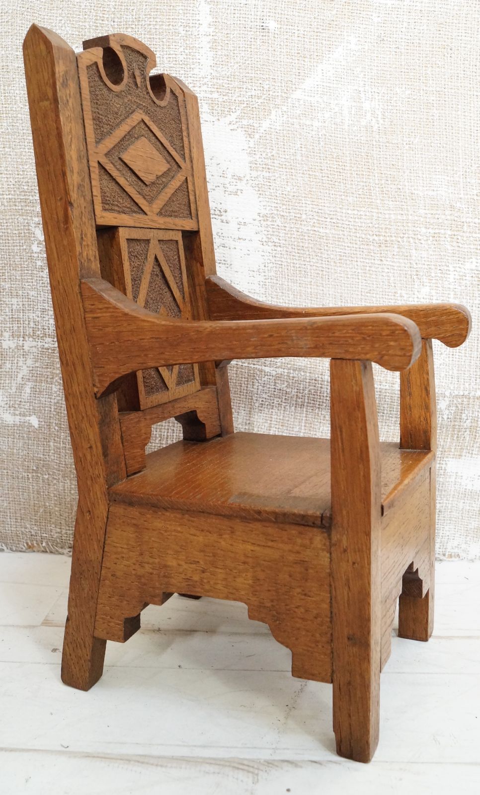 Miniature Oak Apprentice Chair