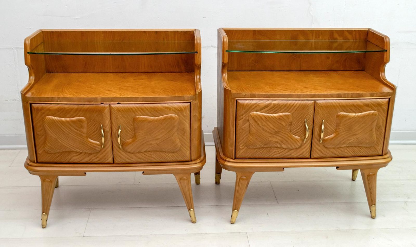 Pair Of Mid Century Modern Italian Ash Wood Night Stands, 1950s