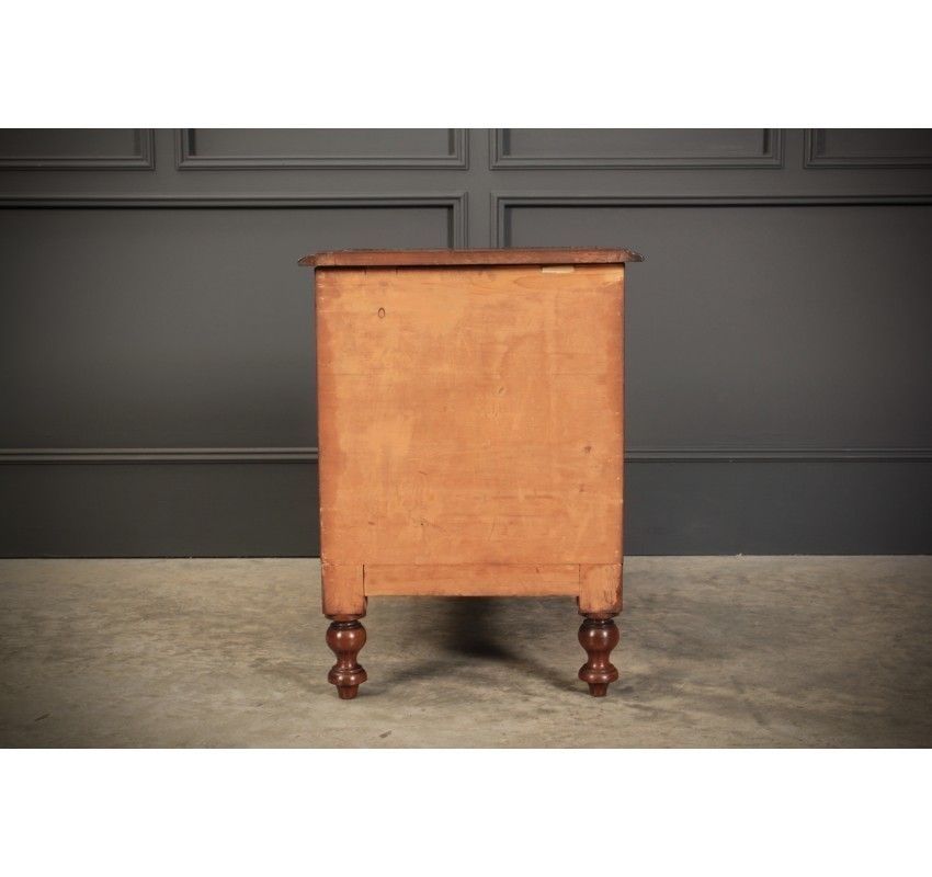 photo furniture Victorian Mahogany Library Steps