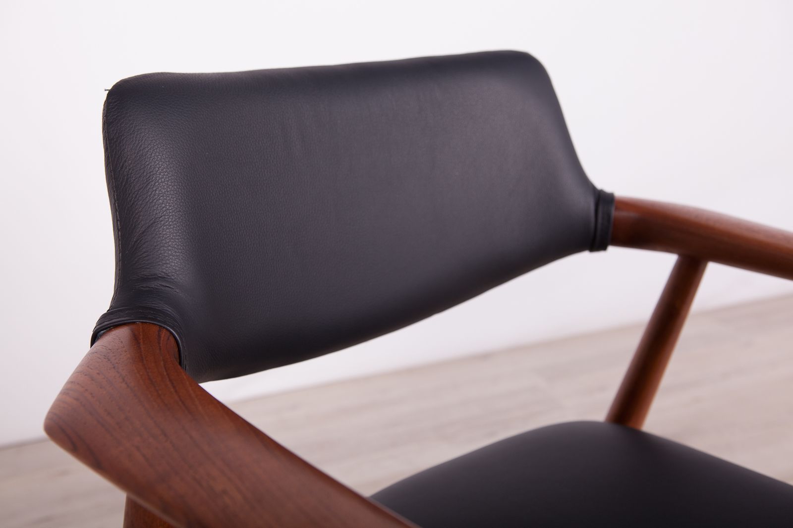 Teak Model Gm11 Dining Chairs By Svend åge Eriksen For Glostrup, 1950s, Set Of 6 photo buy